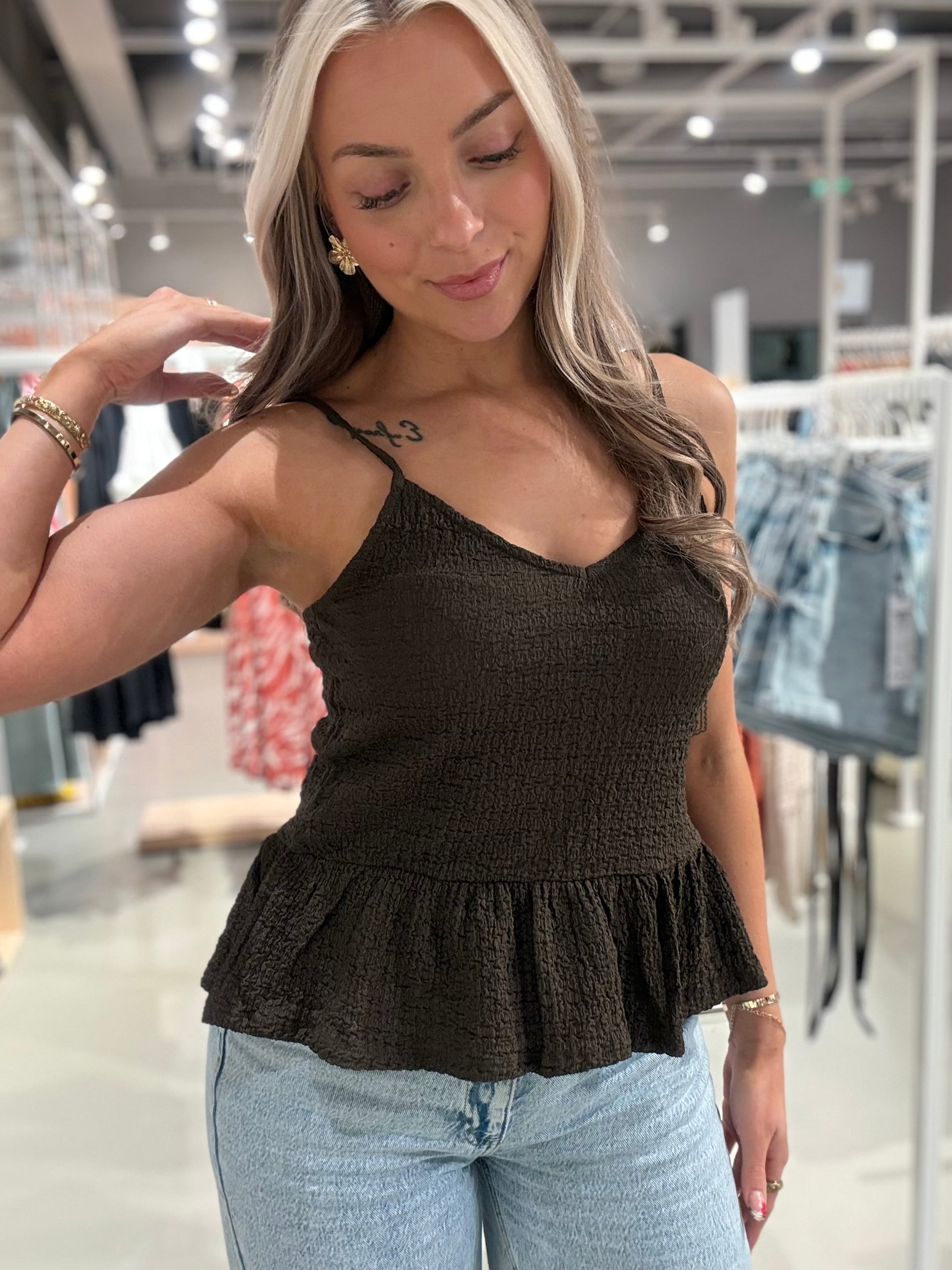 VILINDAU Top - Slate Black